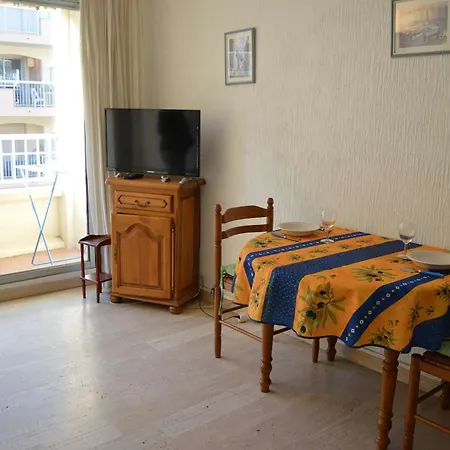 Lumineux A 30m De La Plage, Balcon, Clim, Commerces A Cote - Fr-1-226-444 Apartament
