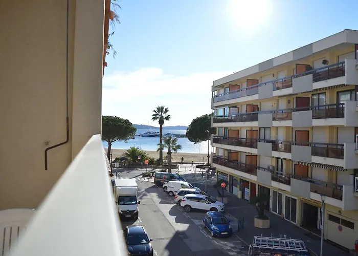 Lumineux A 30m De La Plage, Balcon, Clim, Commerces A Cote - Fr-1-226-444